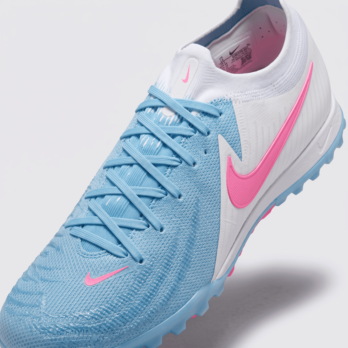 Phantom GX 2 Academy TF Glacier Blue / Blue Fury / Pink Foam