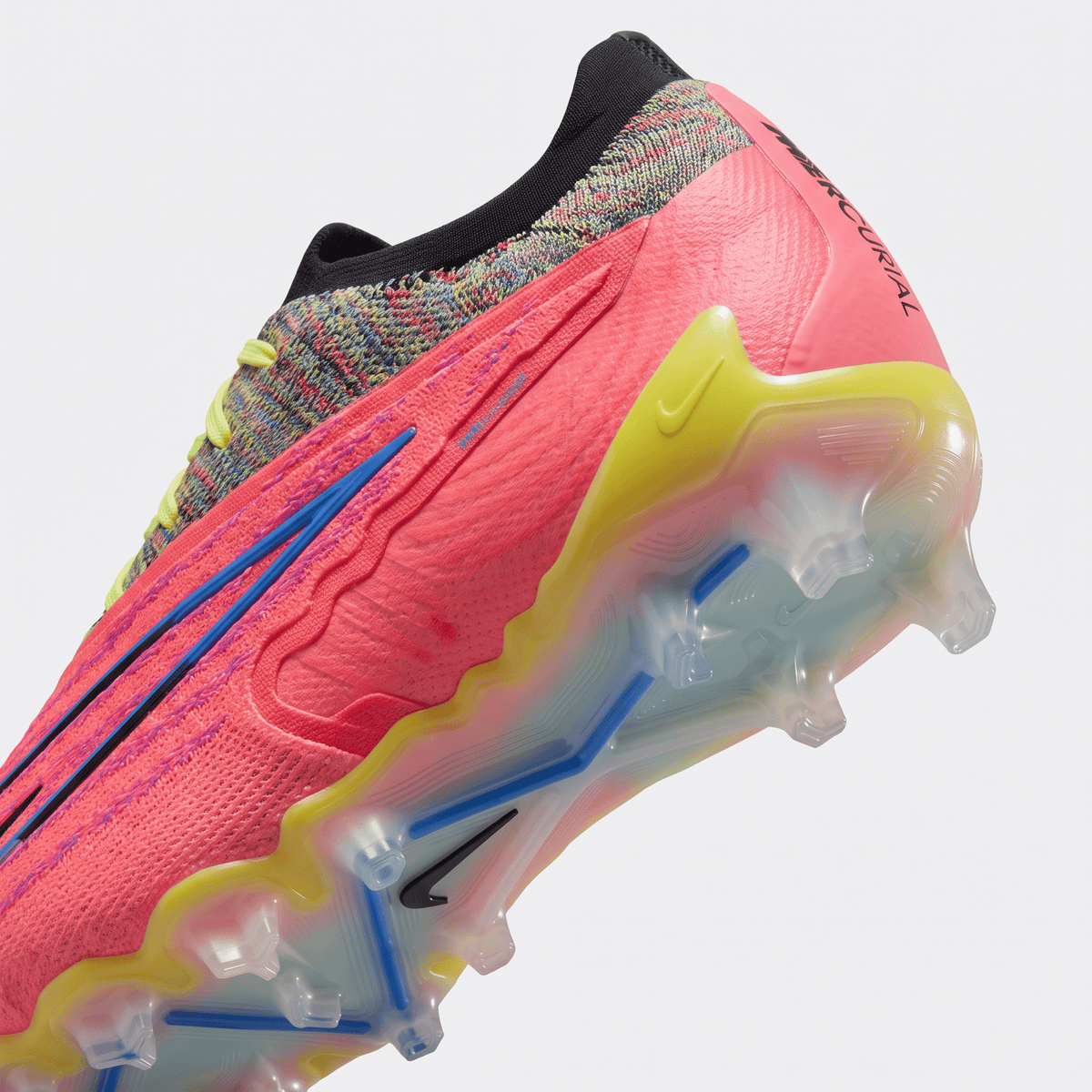 Gripknit Phantom GX FG Multi-Color / Hyper Pink / Volt / Black