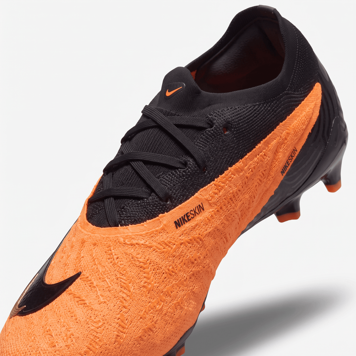 React Phantom GX Academy FG/MG Laser Orange / Black / Total Orange