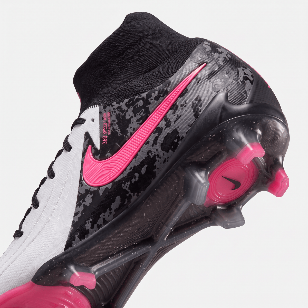 Phantom Luna II FG White / Black / Pink Blast