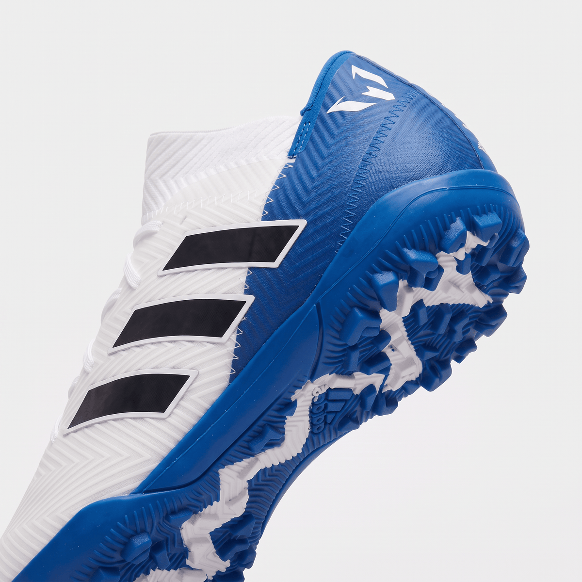 Nemeziz Messi 18.3 TF Cloud White / Core Black / Football Blue