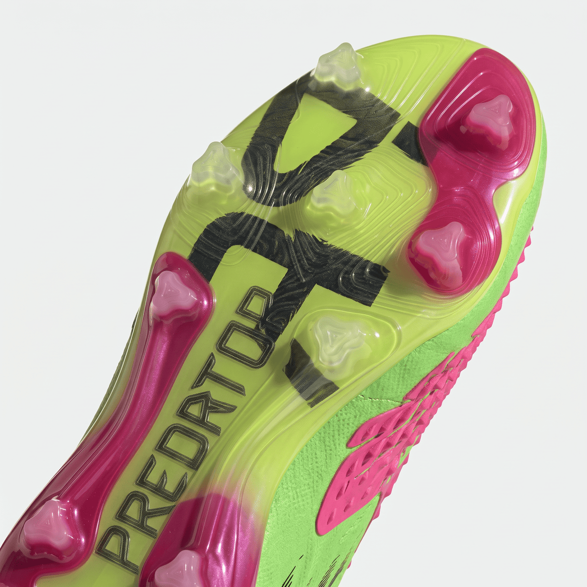 Predator 24 FG Team Solar Green / Shock Pink / Lucid Lemon