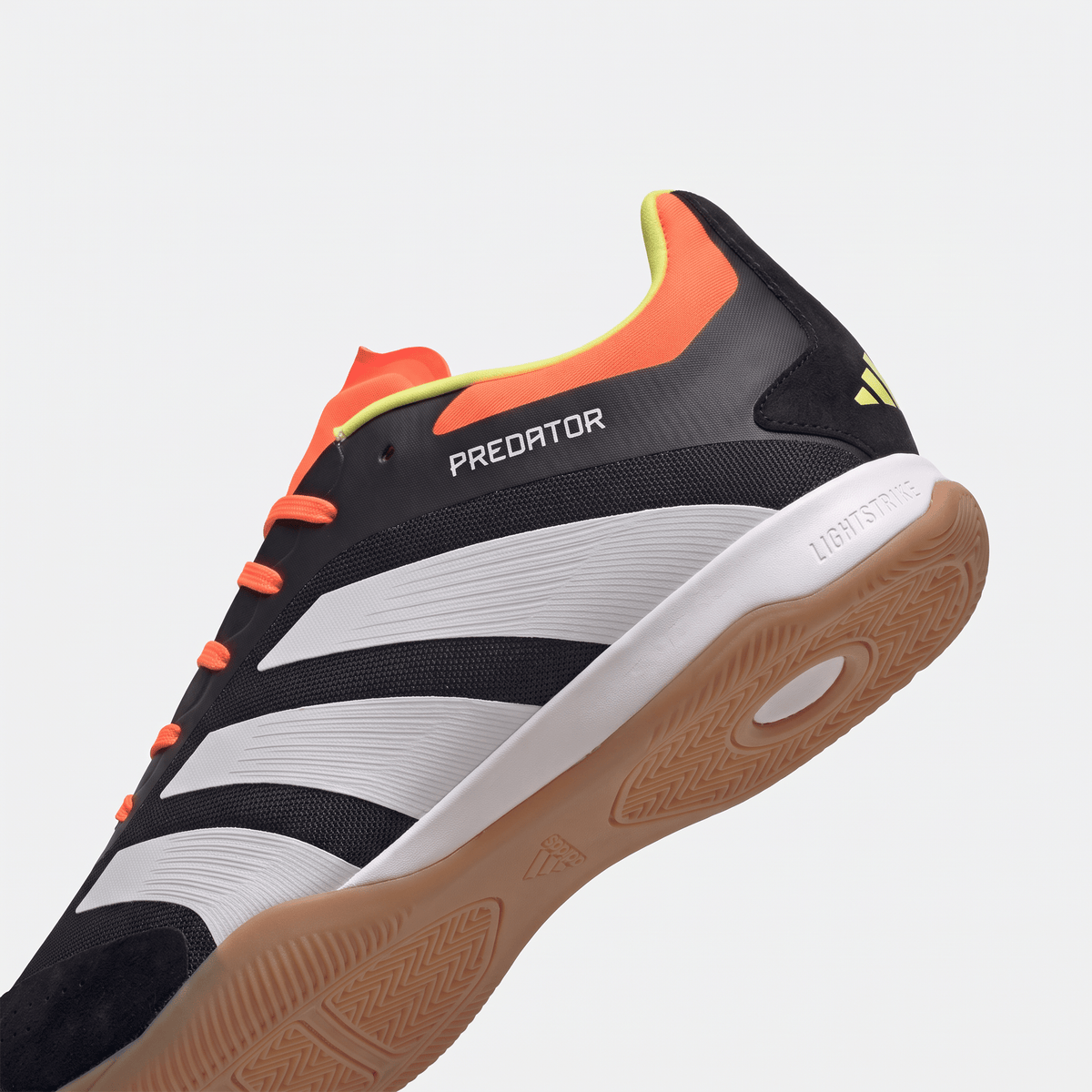 Predator 24 TF Black / Cloud White / Solar Red