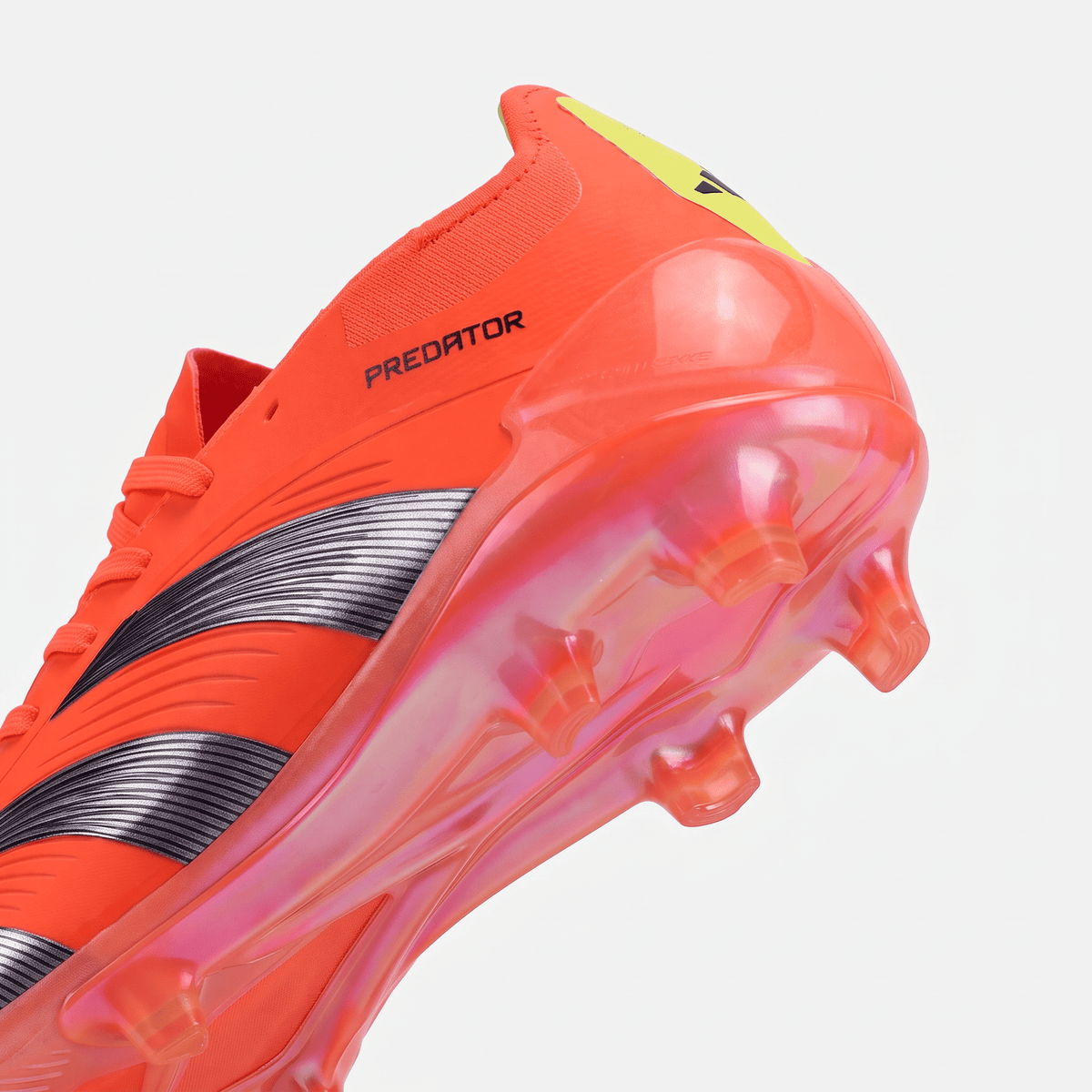 Predator 24 FG Signal Coral / Black / Beam Orange
