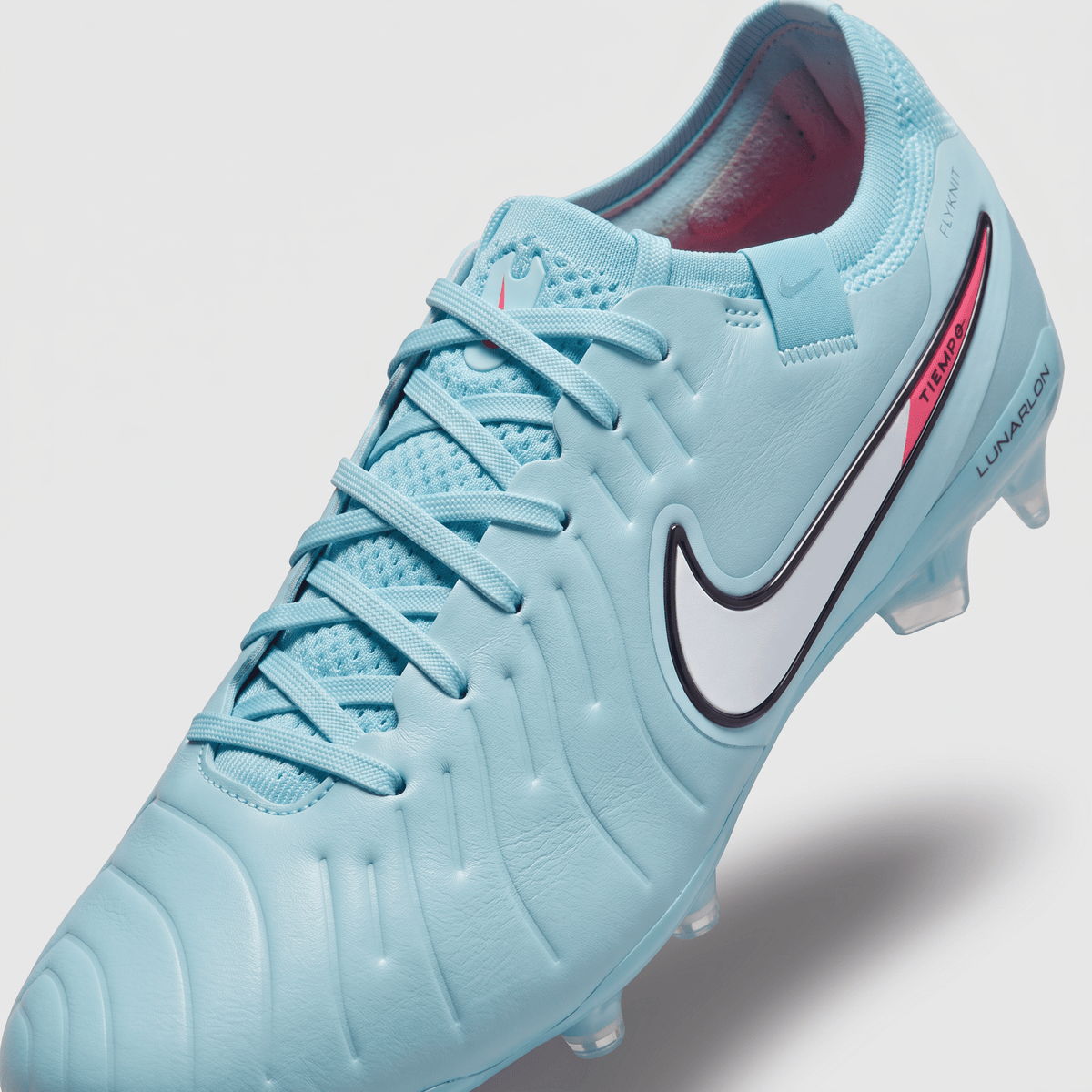 Tiempo Legend 10 FG Copa / White / Fierce Pink / Black