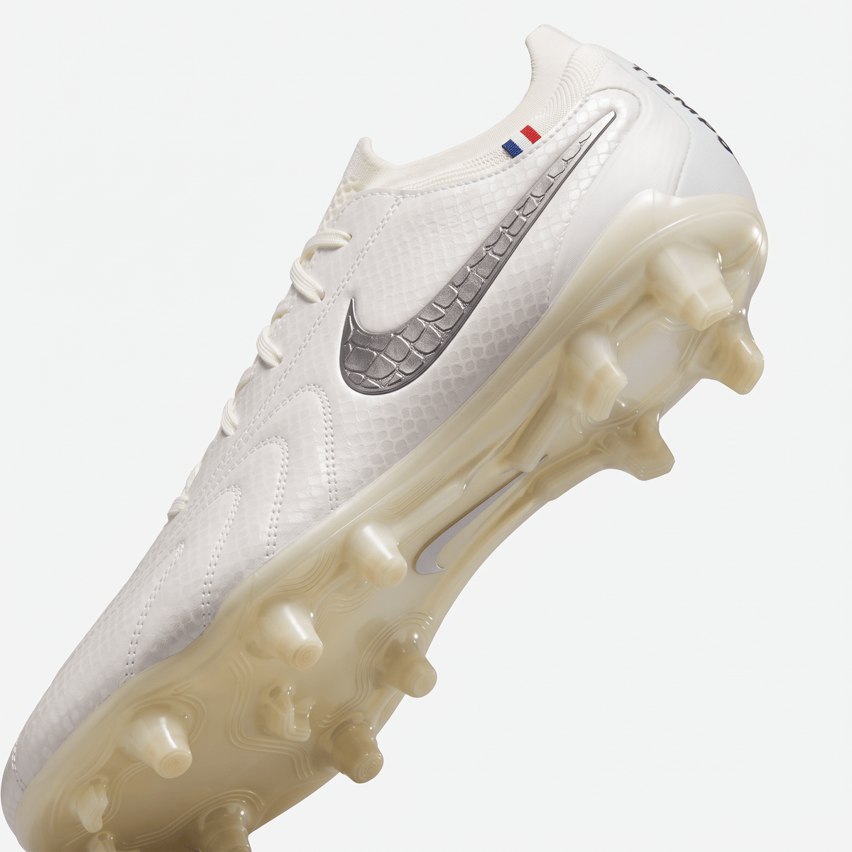 Tiempo Legend 10 Luxe FG White / Ivory / Metallic Silver / Cream