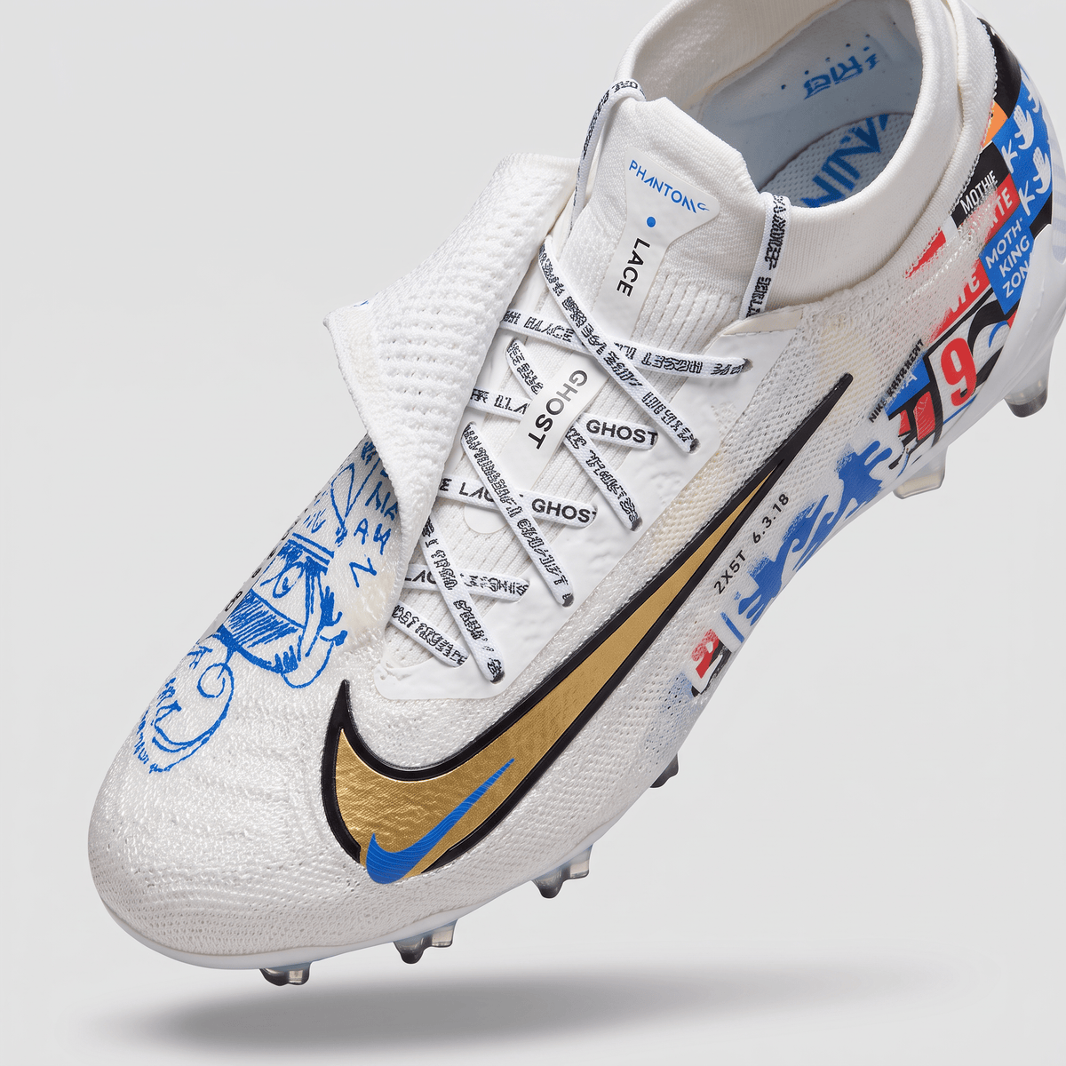 Phantom GX FG White / Metallic Gold Coin / Black / Multi-Color
