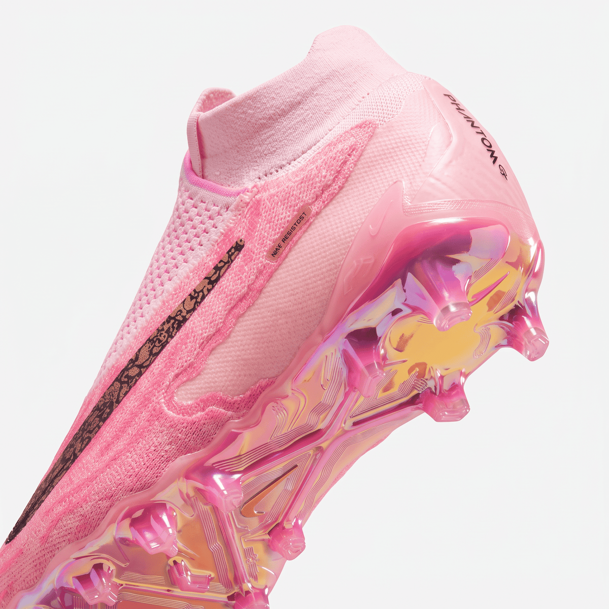 Gripknit Phantom GX FG Hyper Pink / White / Black