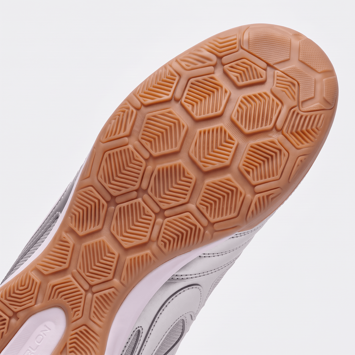 Supreme SB Gato Metallic Silver / White / Gum Light Brown