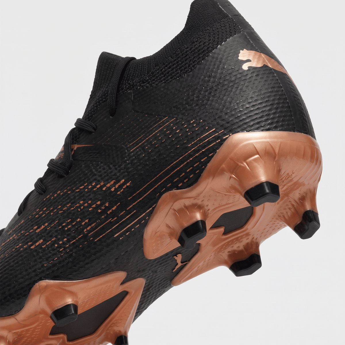 Future 7 Ultimate FG/AG Eclipse Black / Copper Rose