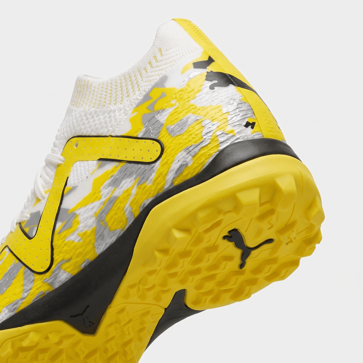 Future Match TT White / Ultra Blue / Fluro Yellow