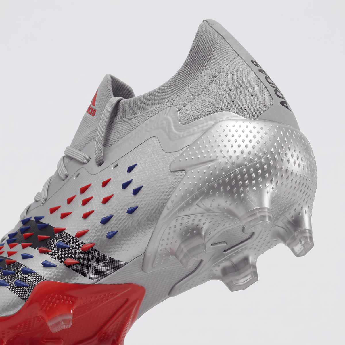 Predator Freak.1 FG Silver Metallic / Core Black / Team Solar Orange / Royal Blue