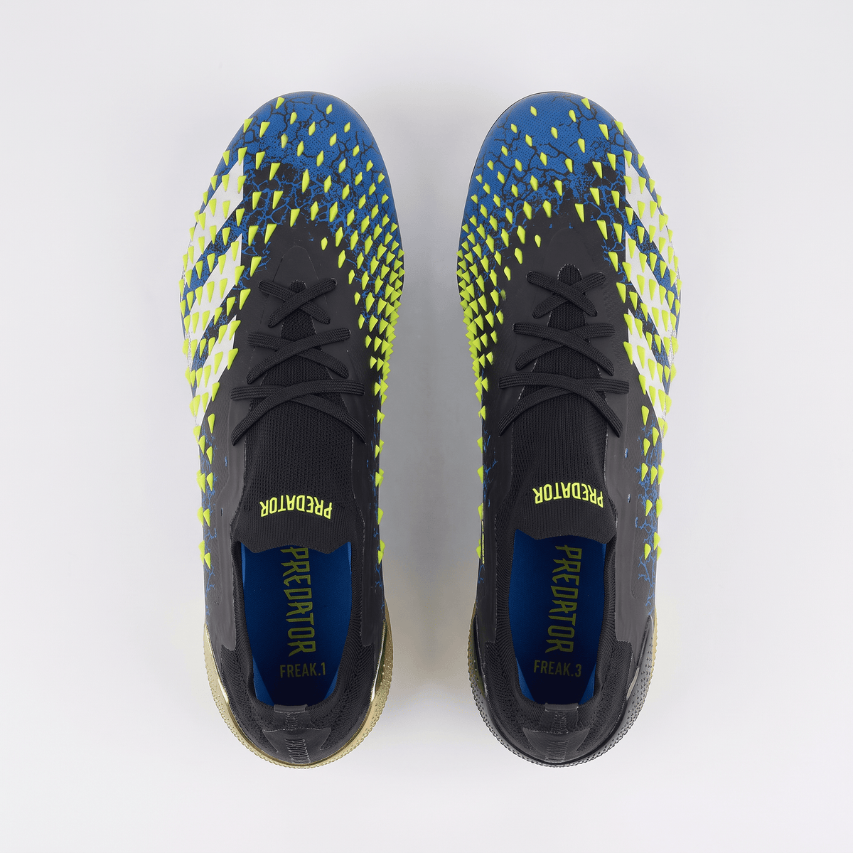 Predator Freak.1 Low FG Core Black / Cloud White / Royal Blue / Solar Yellow