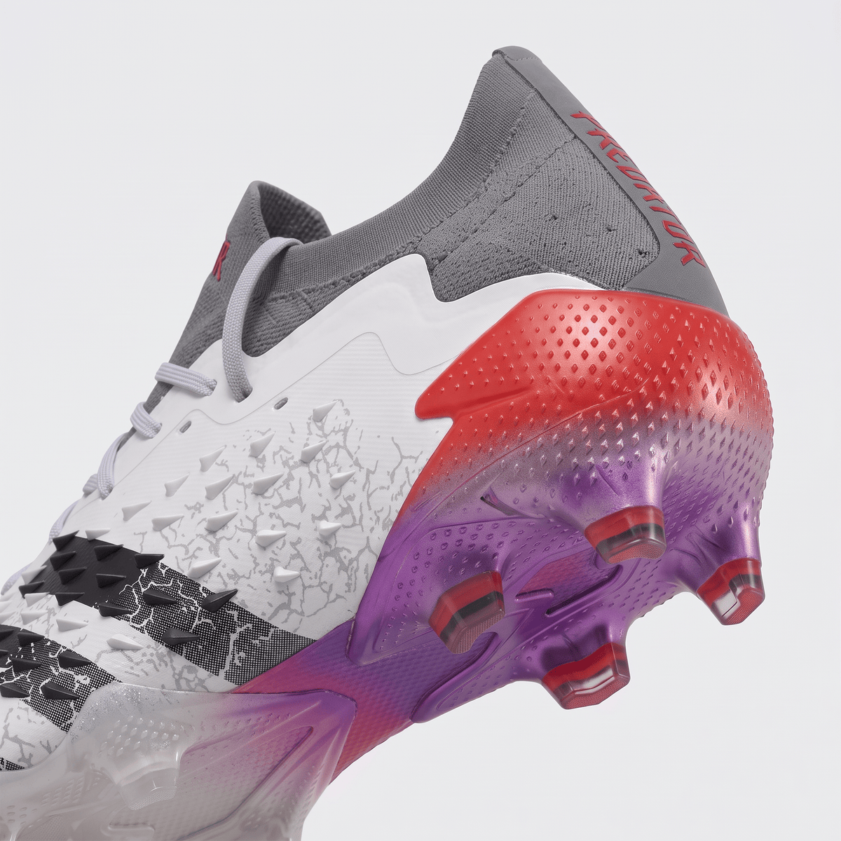 Predator Freak.1 Low FG Footwear White / Iron Metallic / Solar Red