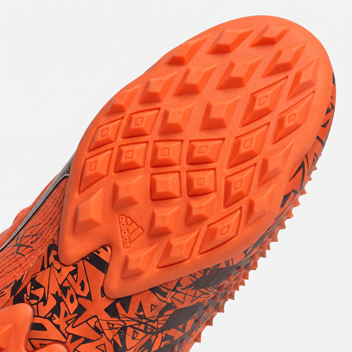 Predator Freak+ TF Solar Red / Core Black / Red