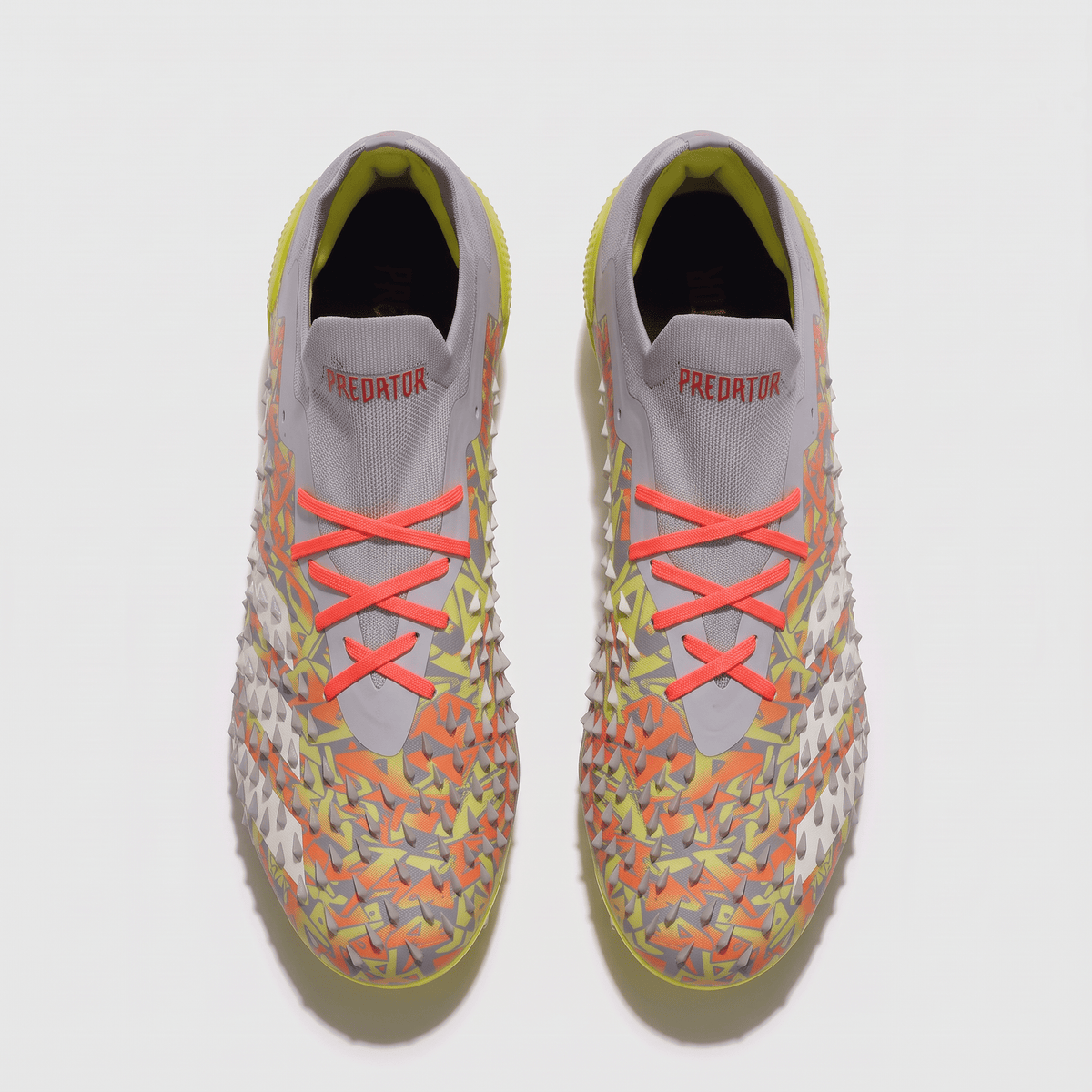 Predator Freak.1 FG Clear Grey / Footwear White / Solar Yellow / Solar Red