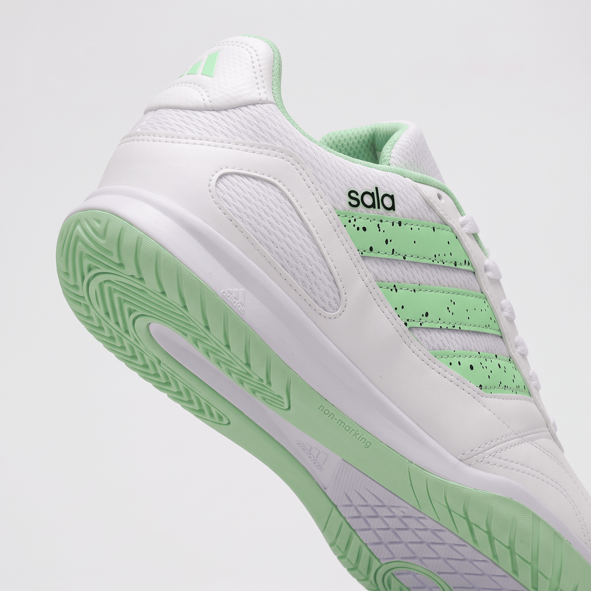 Super Sala Competition III Cloud White / Lime Burst / Core Black