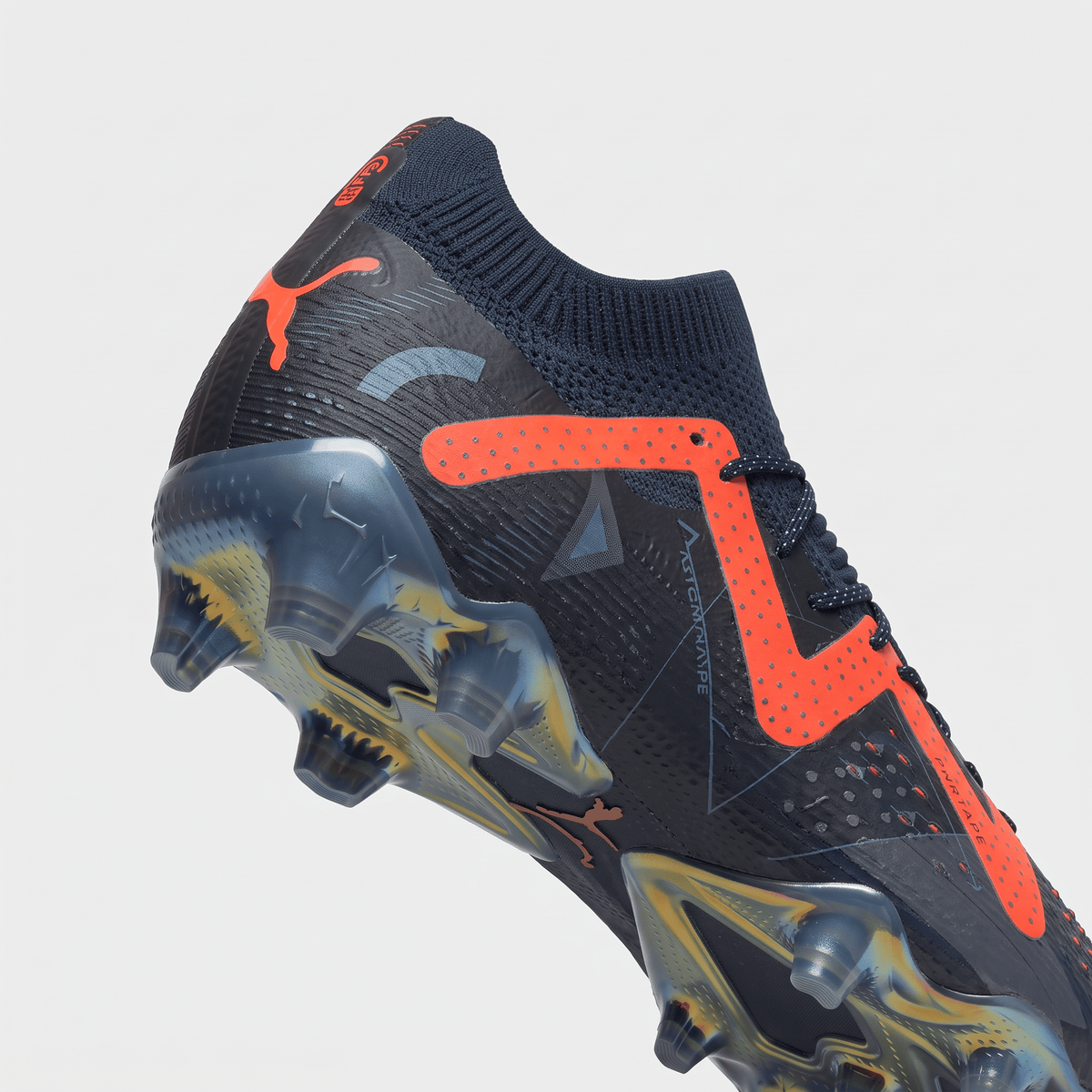 Future Ultimate DNA FG/AG Dark Night / Orange / Deep Dive