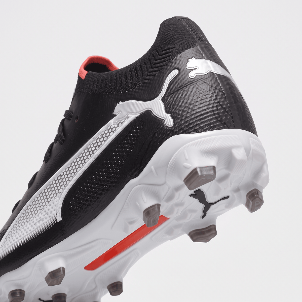 Future 7 Ultimate FG/AG Black / White / Rickie Orange