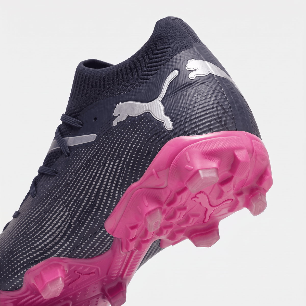 Future 7 Ultimate FG/AG Black / White / Poison Pink / Bright Aqua