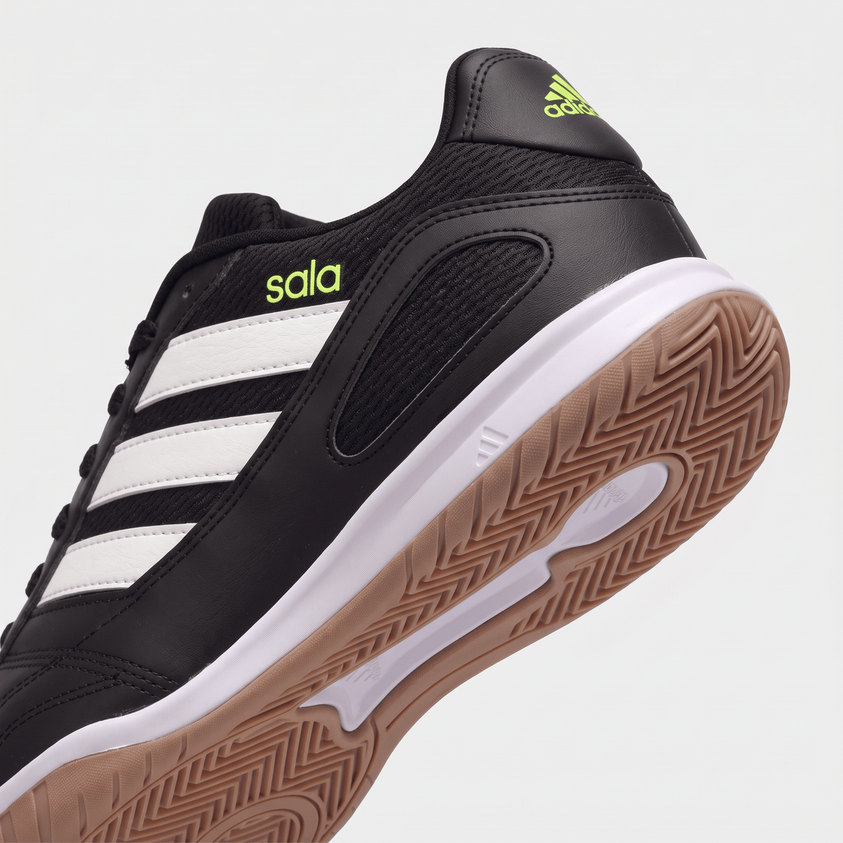 Super Sala 3 Core Black / Footwear White / Gum