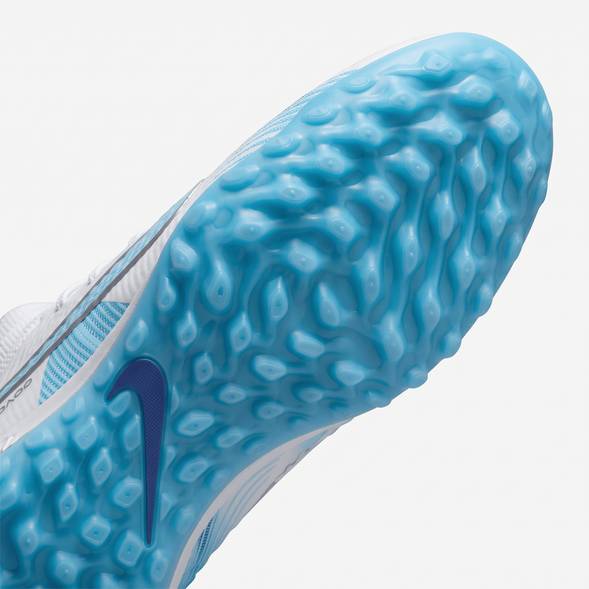 Phantom GX 2 TF White / Court Purple / Blue Fury