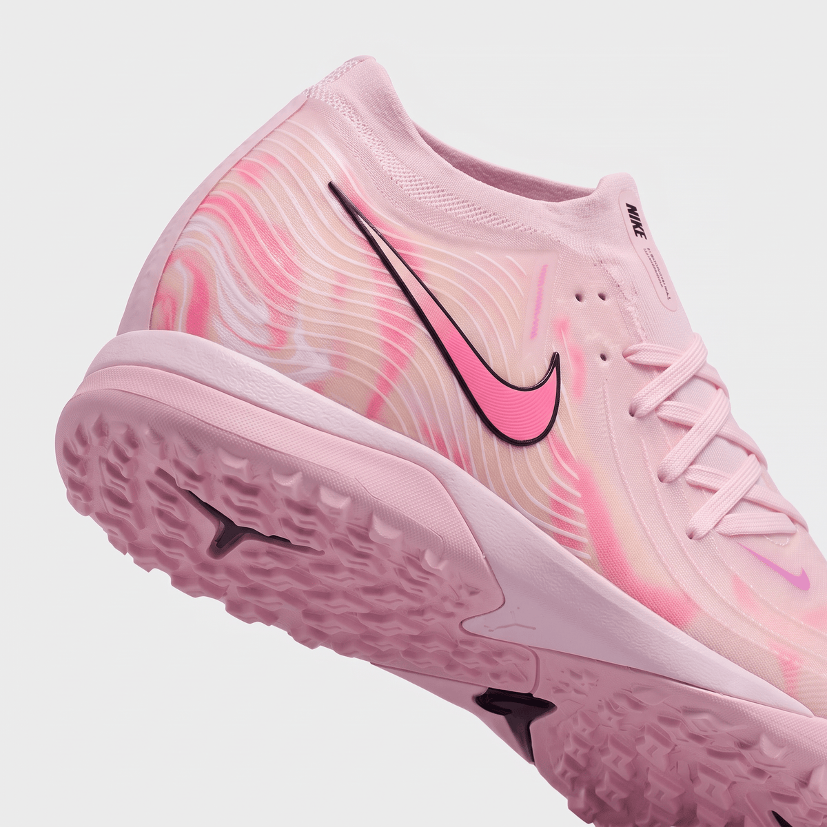 Phantom GX 2 TF Pearl Pink / Black / Fuchsia Dream