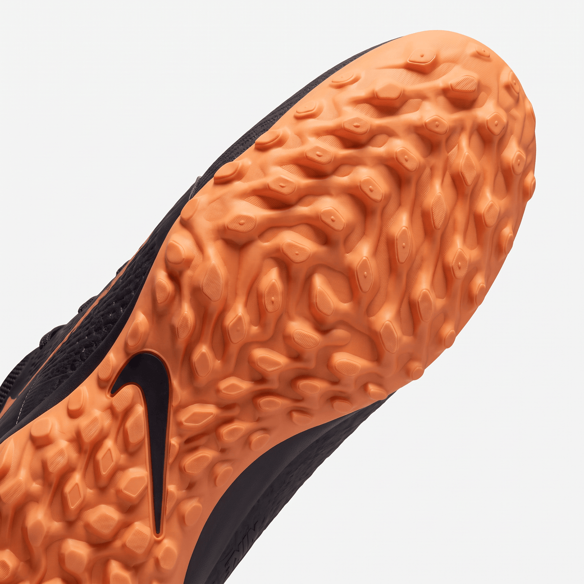 Hypervenom Phelon TF Total Crimson / Black / White