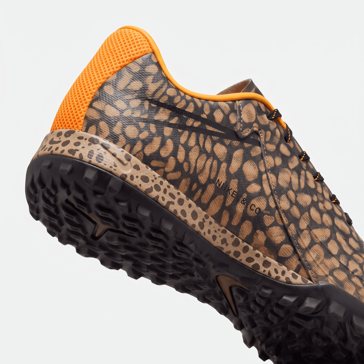 Hypervenom Phelon TF Black / Total Orange / Laser Orange