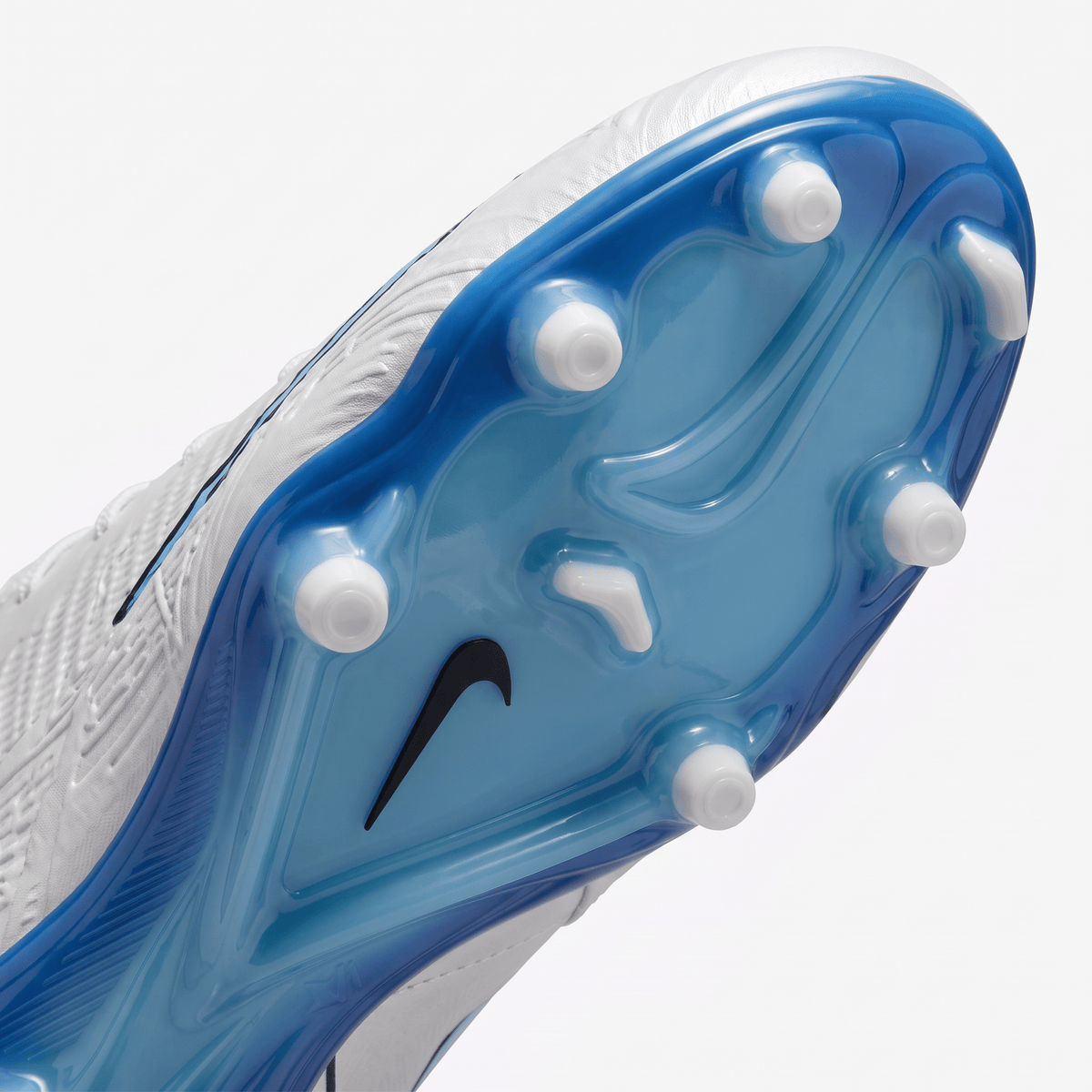 Hypervenom Phantom I FG White / Blue Lagoon / Crimson / Black