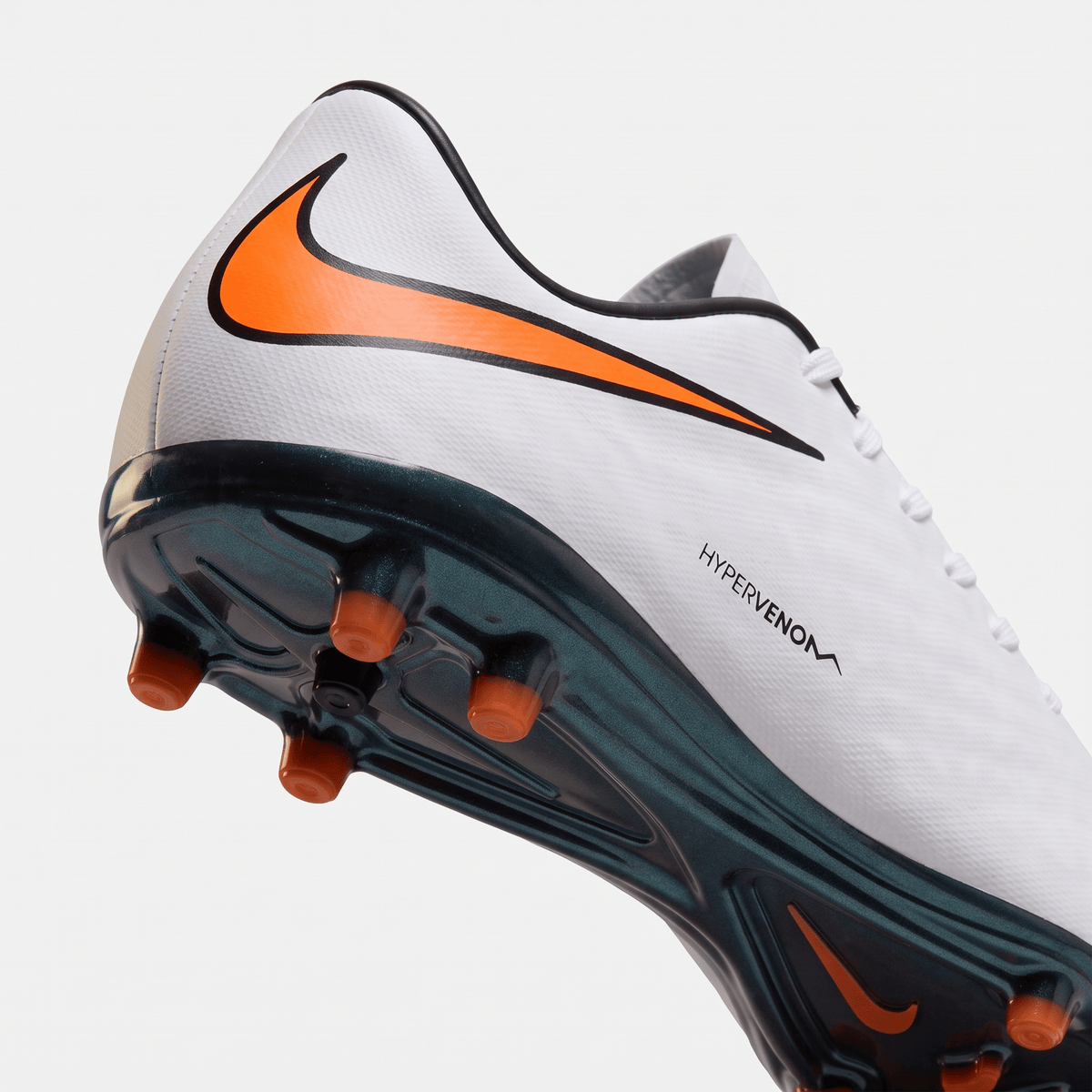 Hypervenom Phelon TF Total Crimson / Black / White