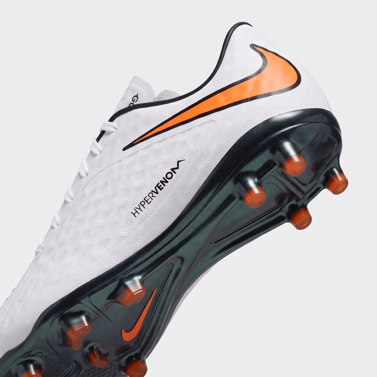 Hypervenom Phelon TF Total Crimson / Black / White