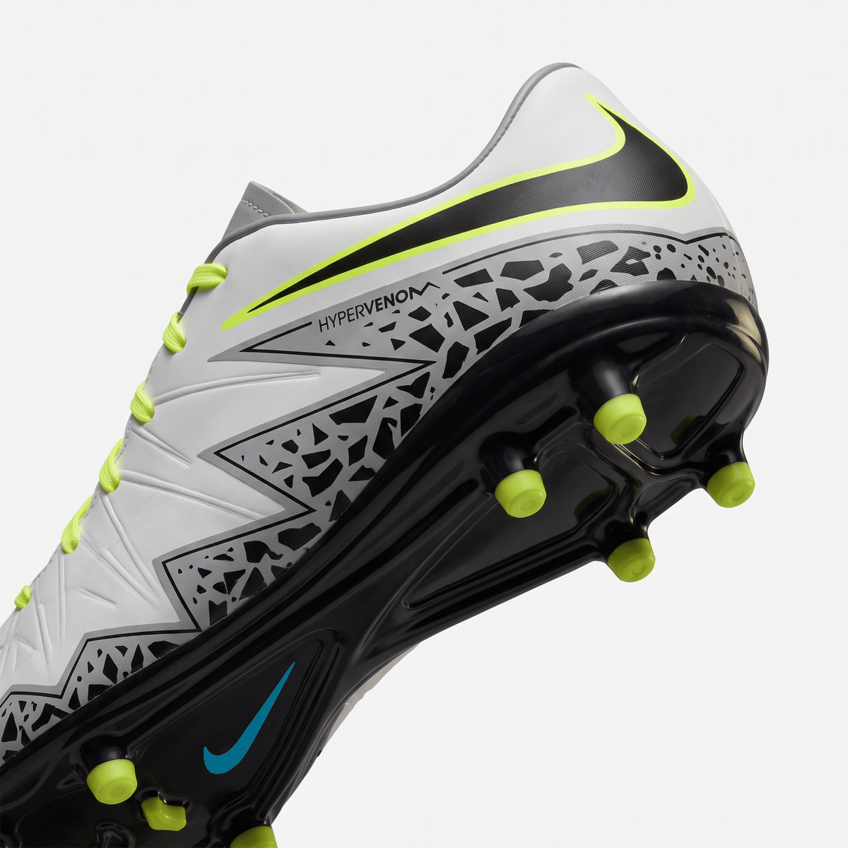 Hypervenom Phinish FG White / Black / Volt