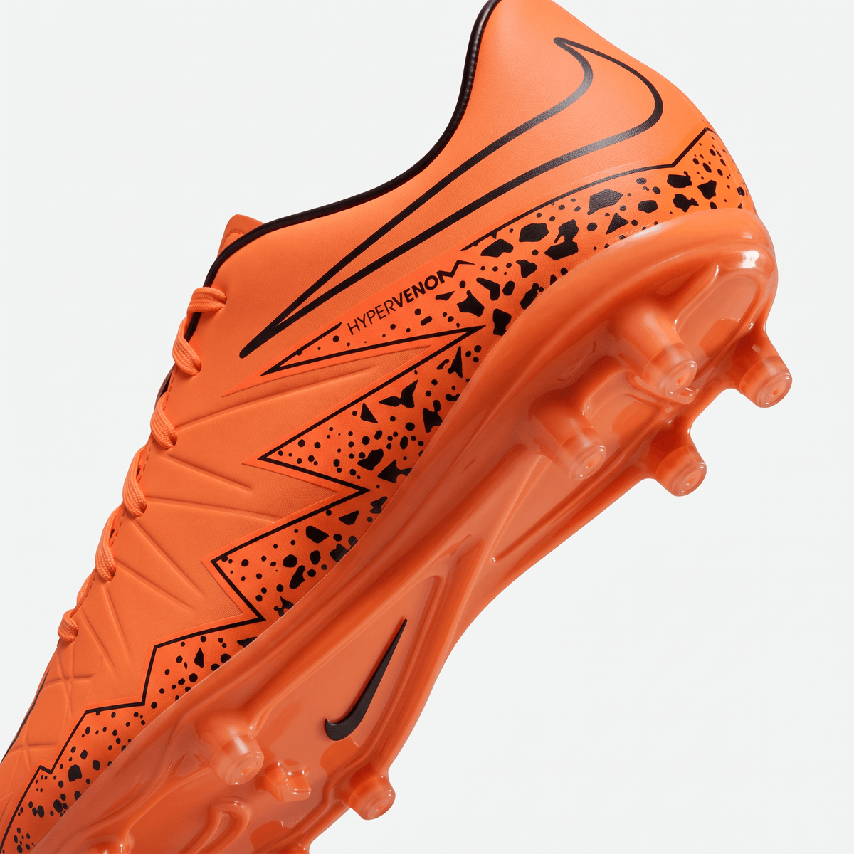 Hypervenom Phantom II FG Total Crimson / Black