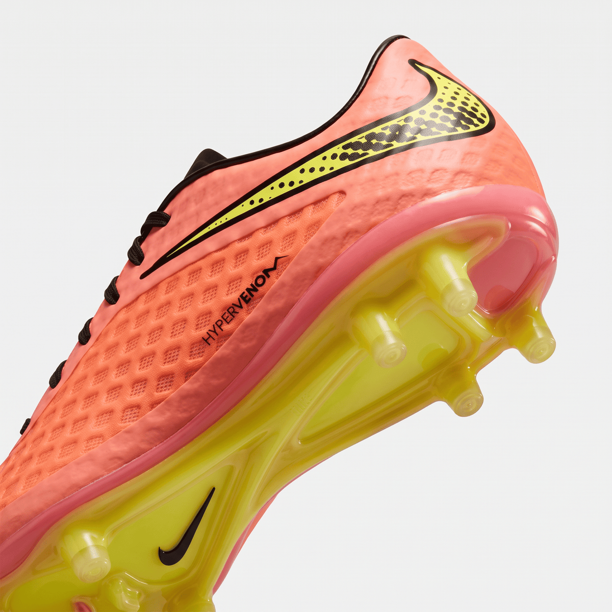 Hypervenom Phantom FG Hyper Punch / Black / Volt