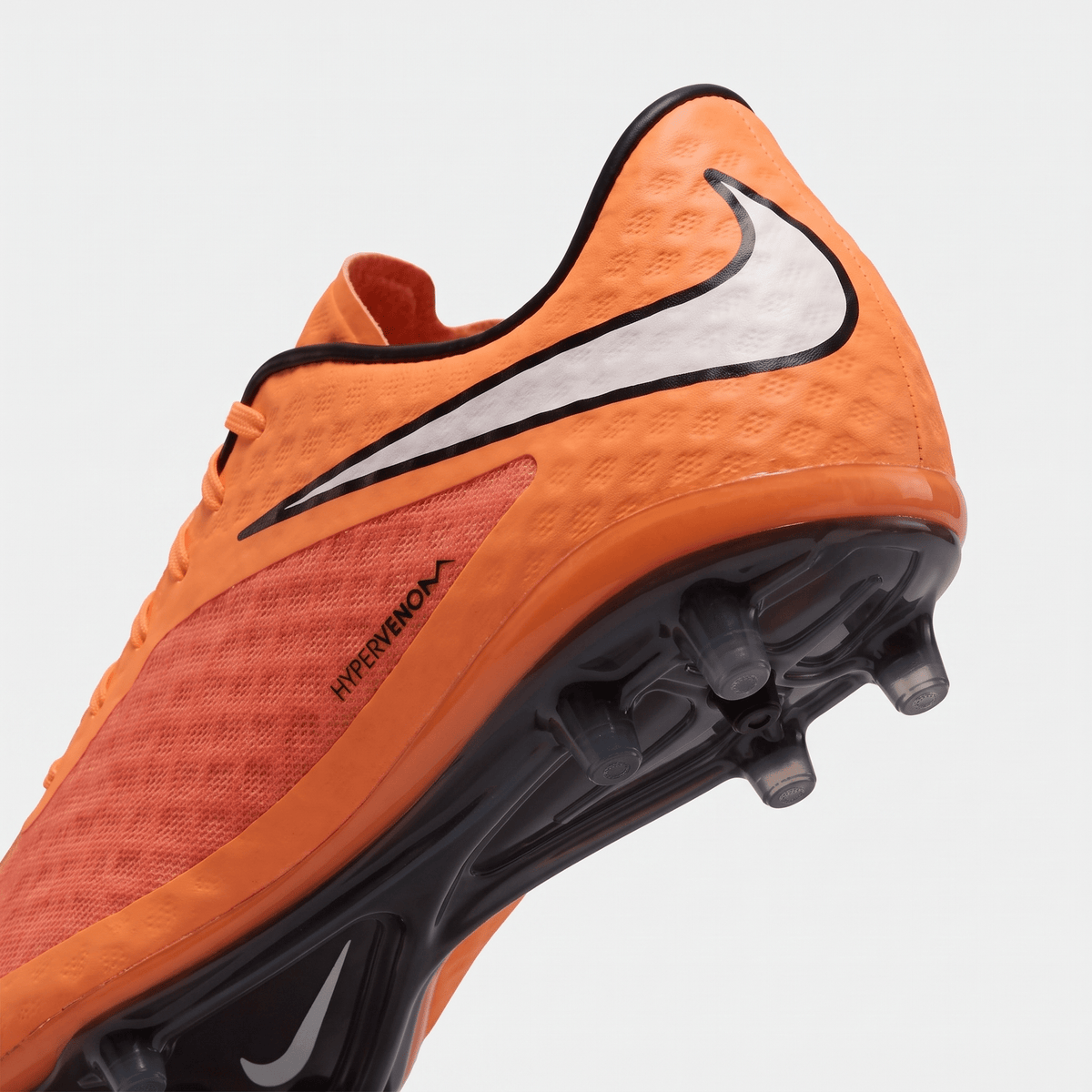 Hypervenom Phantom FG Total Crimson / Black / White