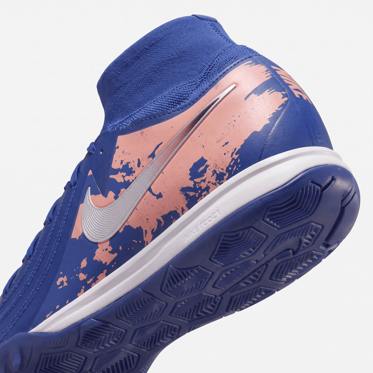 Phantom Luna II Academy TF Blue Fury / White / Black / Pink Blast