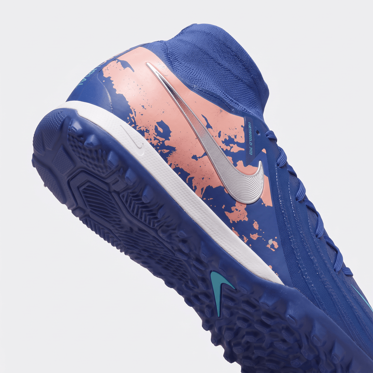 Phantom Luna II Academy TF Blue Fury / White / Black / Pink Blast
