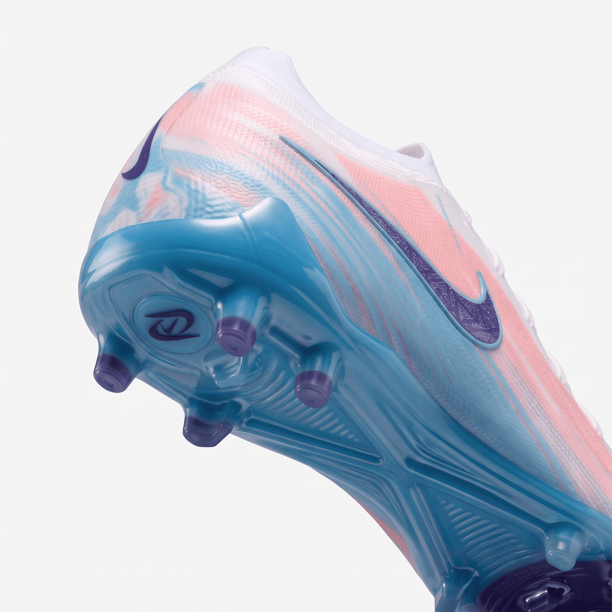Phantom GX 2 FG White / Pink Foam / Metallic Gold Coin