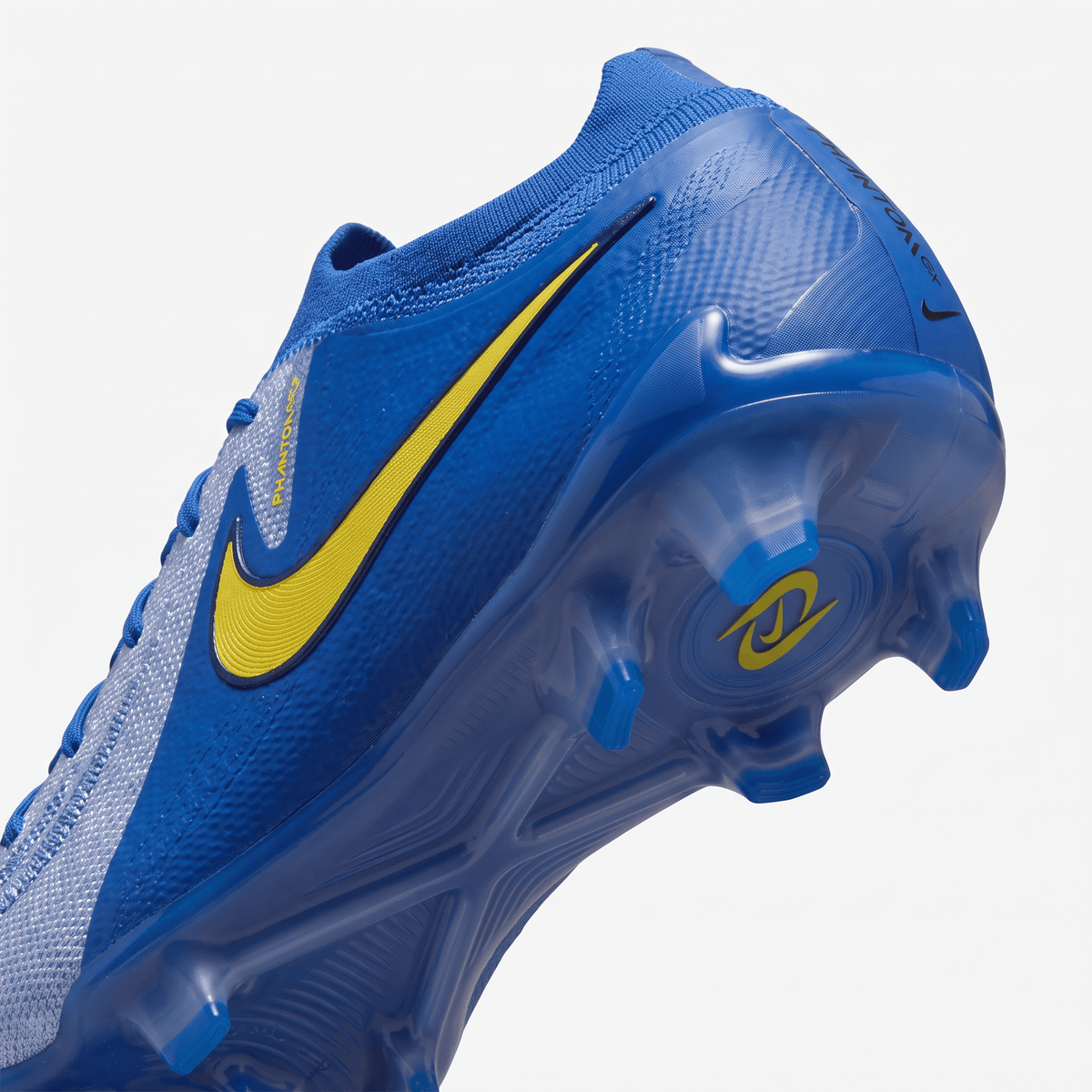 Phantom GX 2 FG Blue Fury / White / Gold