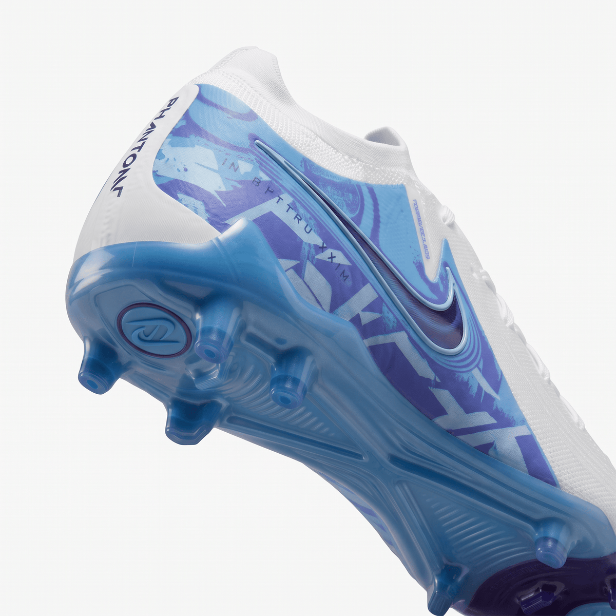 Phantom GX 2 FG White / Blue Fury / Volt