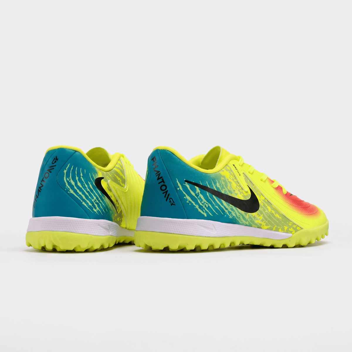Phantom GX 2 Academy TF Sunset Pulse / Pink Foam / Black