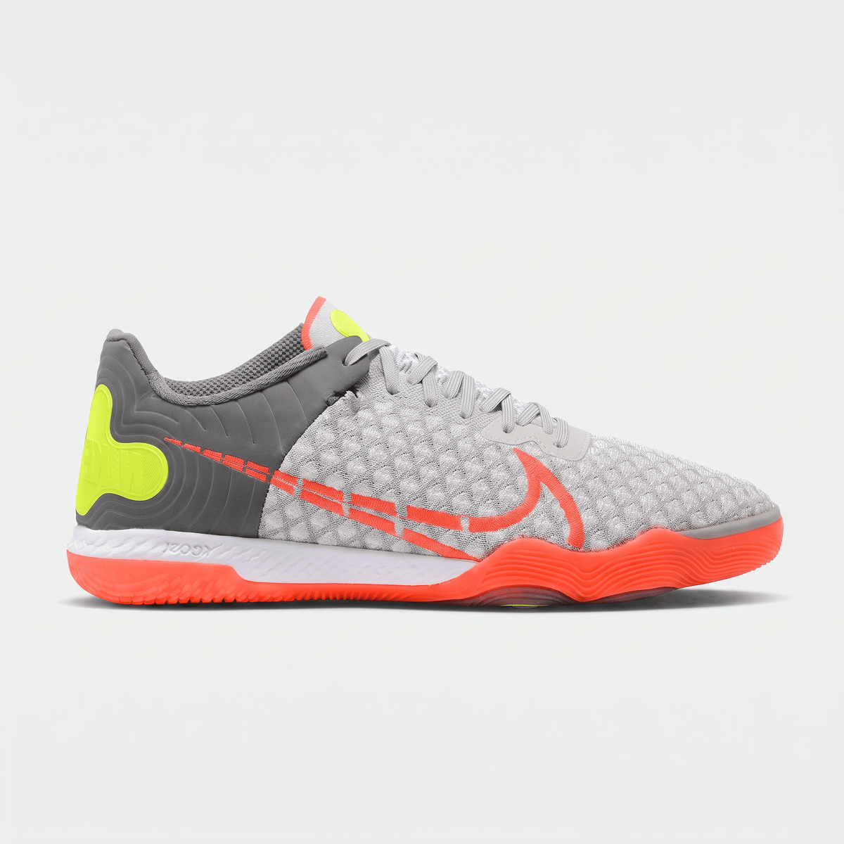 Gato Photon Dust / Platinum Tint / Dark Smoke Grey / Bright Crimson / Volt
