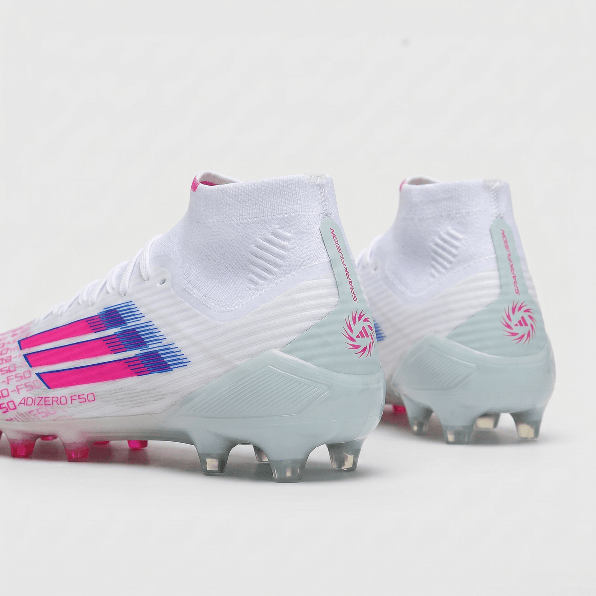 F50 Mid Sparkfusion FG White / Pink