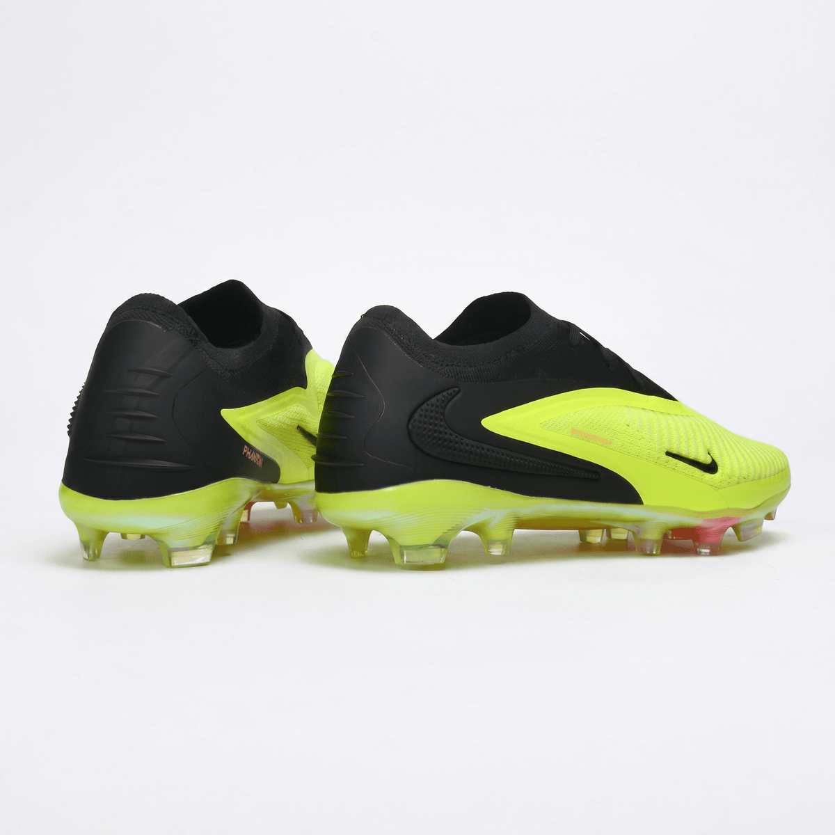 Phantom 6 GX II FG Volt / Black / Barely Volt
