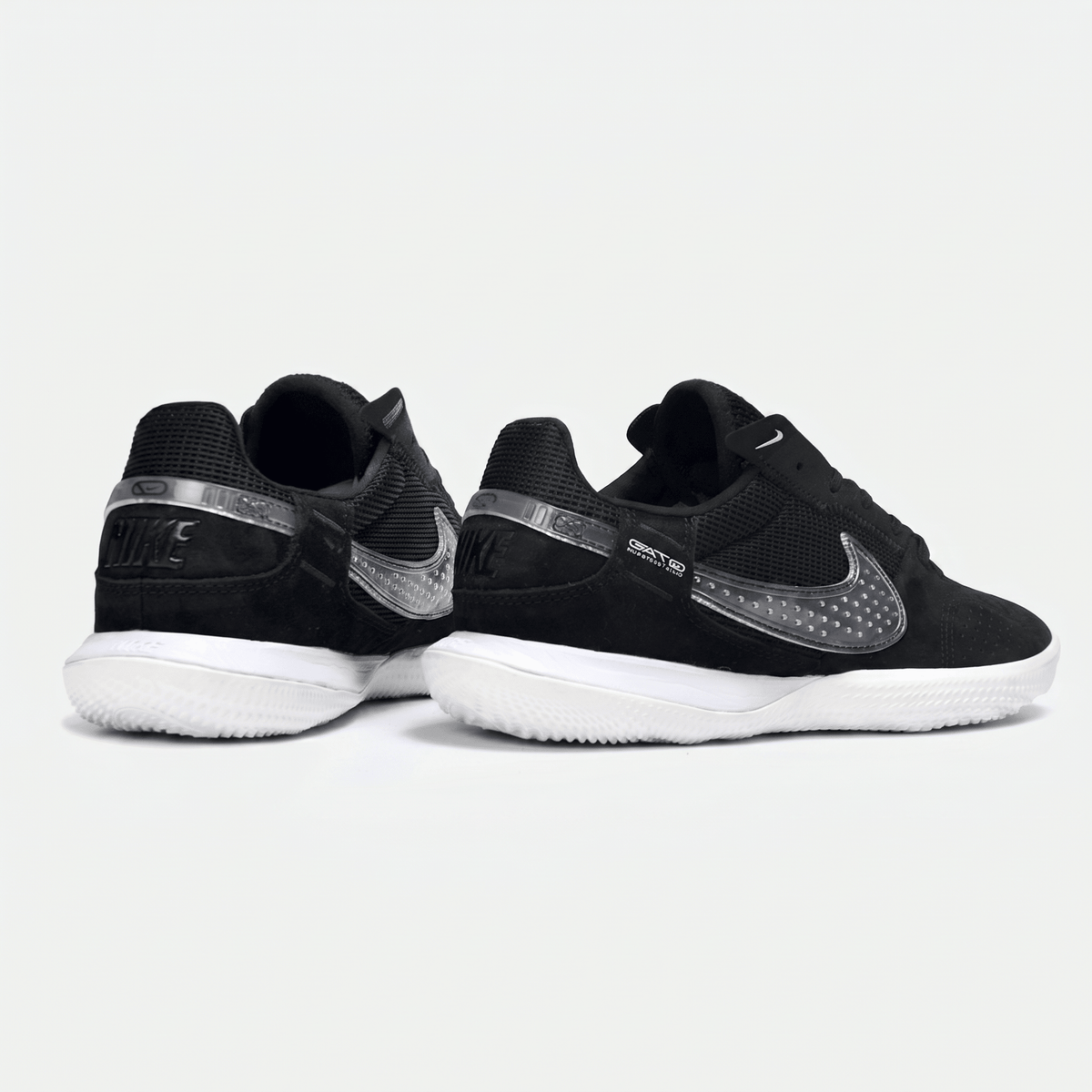 Streetgato IC Black / Off Noir / Summit White