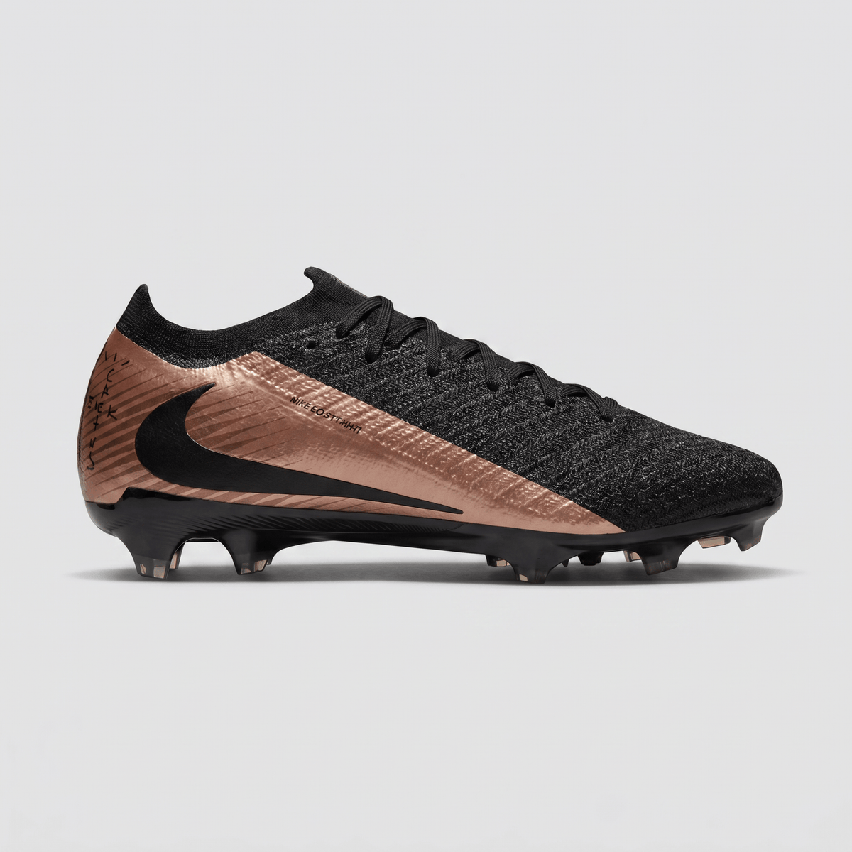 Air Zoom Mercurial Vapor 16 FG Black / Pale Gold