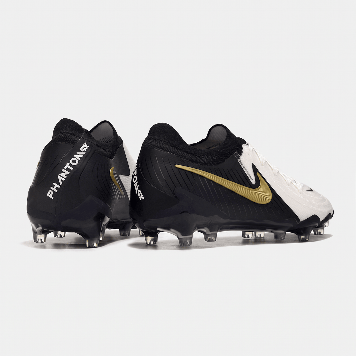 Phantom GX II AG White / Black / Metallic Gold Coin
