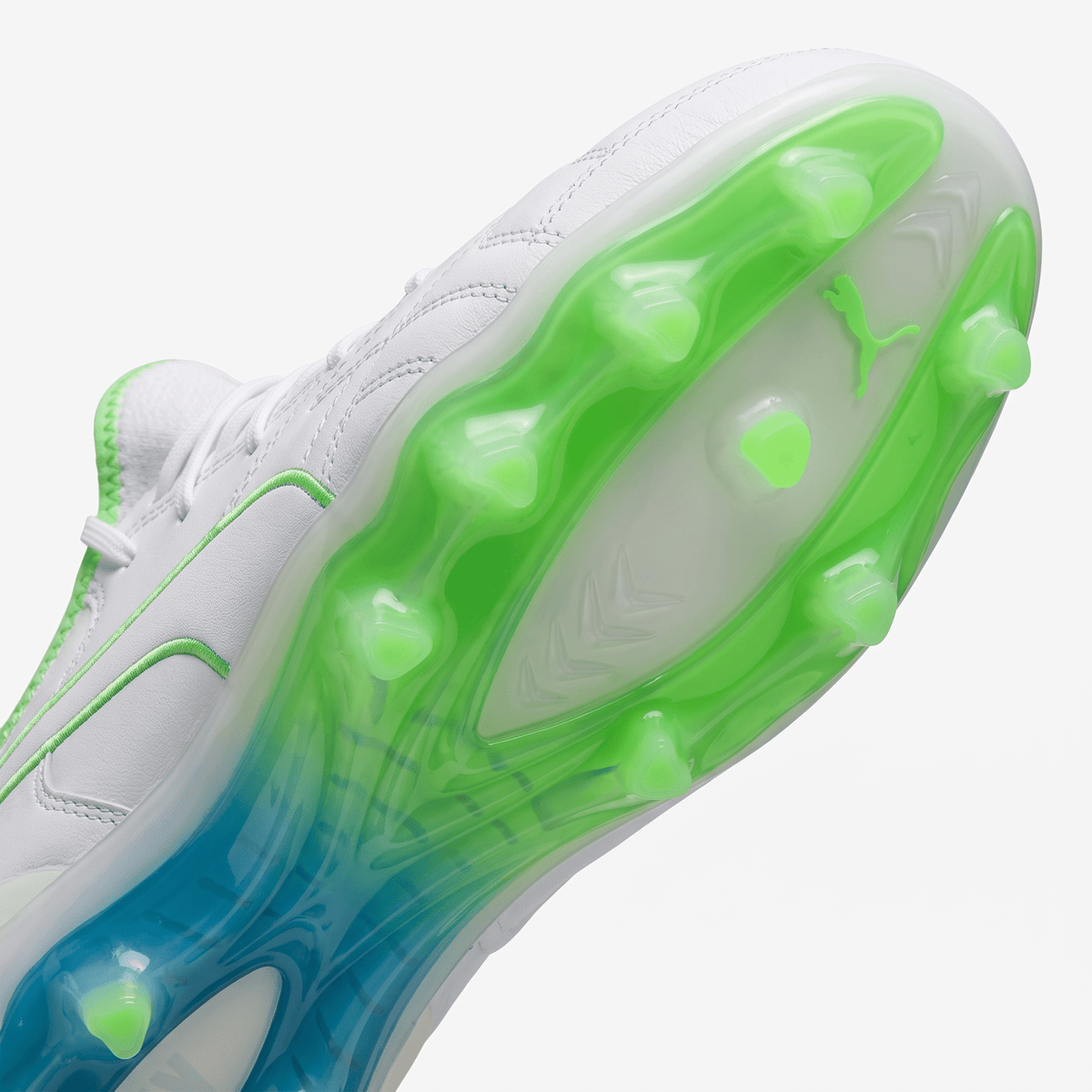 King 20 Ultimate FG/AG White / Luminous Blue / Elektro Green / Silver Mist