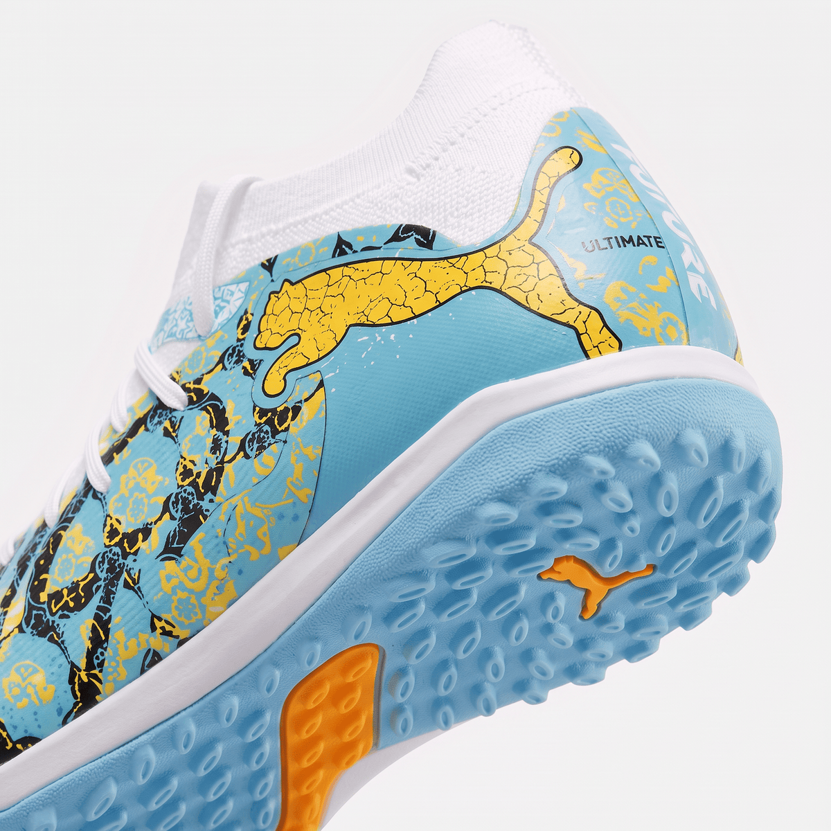 Future 9 Match TT White / Vibrant Blue / Sun Stream / Light Aqua